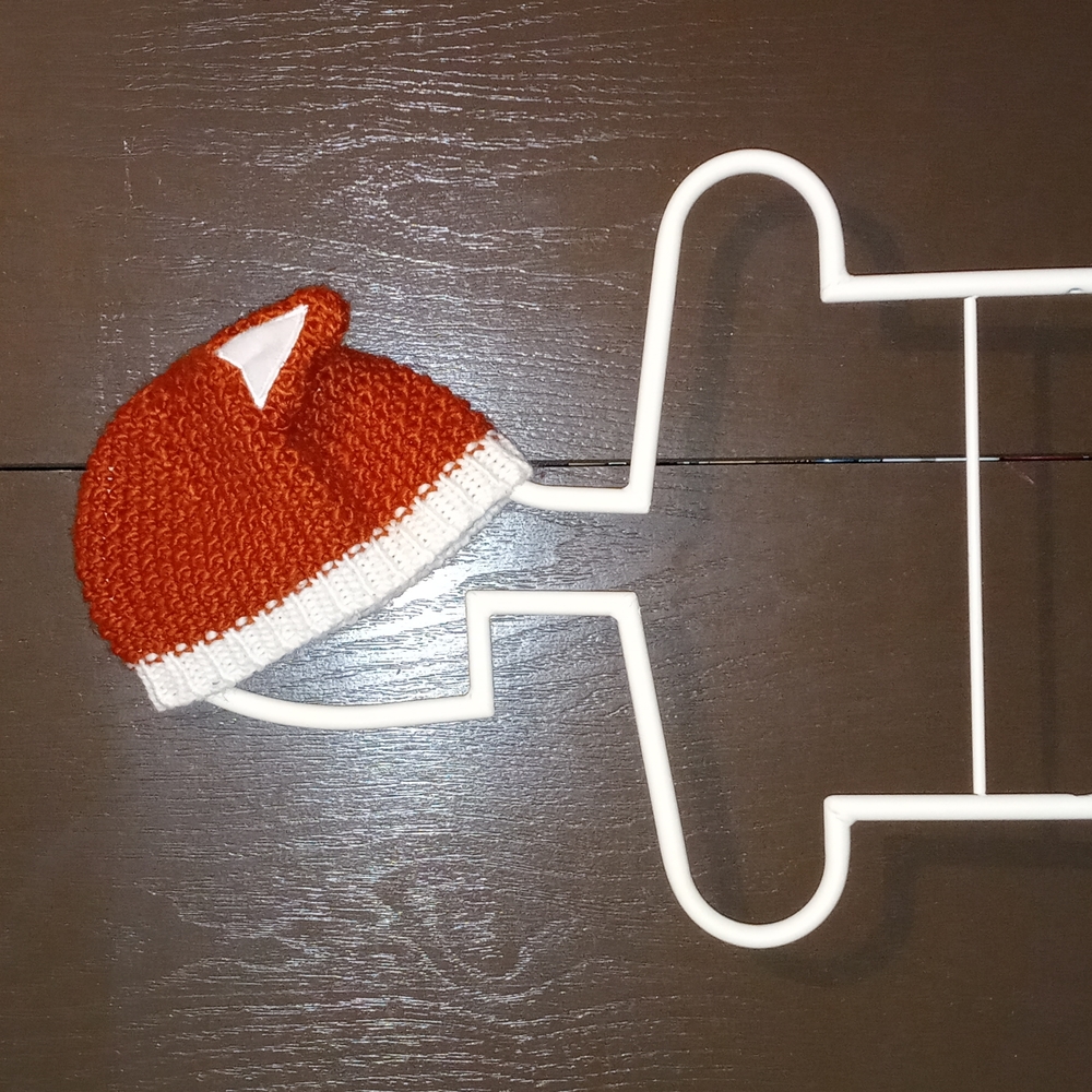 Adorable Fox Knit Beanie - Costume Hat - Cosplay - Unisex - One Size Fits All